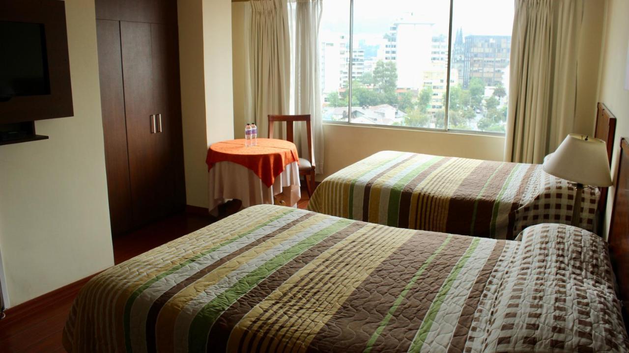 Hotel 6 De Diciembre Quito Luaran gambar